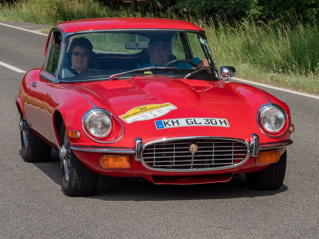 1973 Jaguar E-Type in Signal red