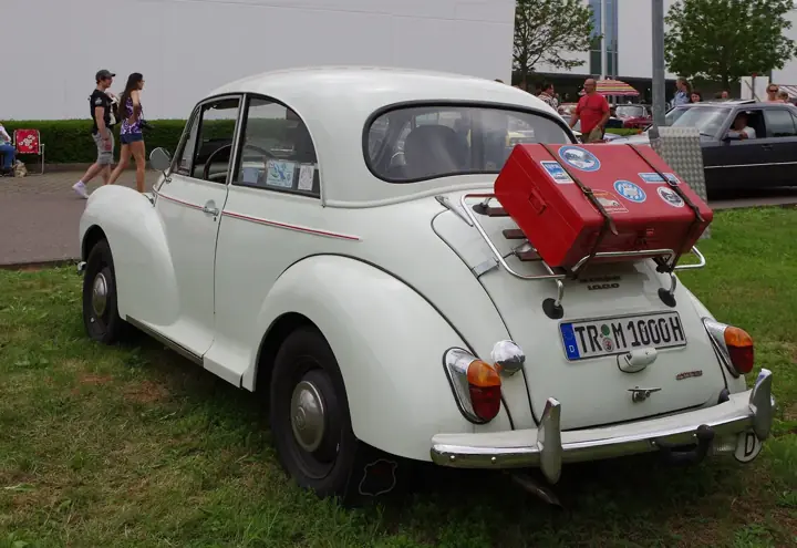 1965 Morris Minor in Old English white