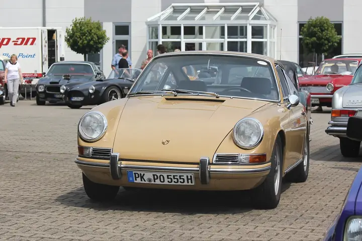 1967 Porsche 912 in Gold
