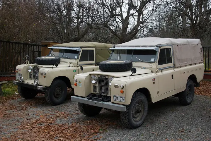 1968 Land Rover Series IIA in Limestone
