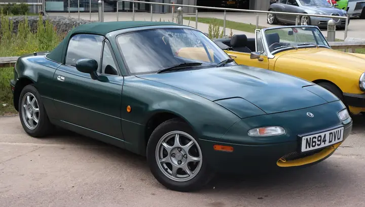 1990 Mazda MX-5 in British racing green